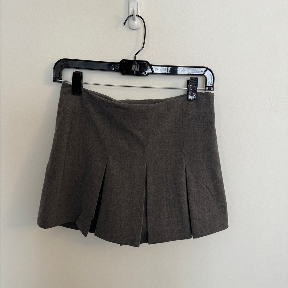 Gray Pleated Skirt with Shorts